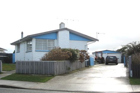 Photo of property in 12 Bruce Street, Waikiwi, Invercargill, 9810