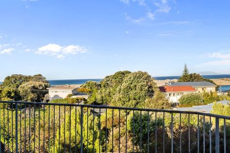 Photo of property in 36 Moir Point Road, Mangawhai Heads, Mangawhai, 0505