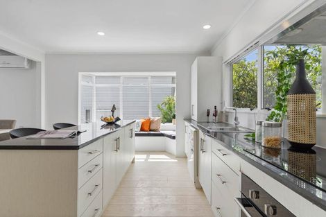 Photo of property in 105 Stanley Road, Glenfield, Auckland, 0629