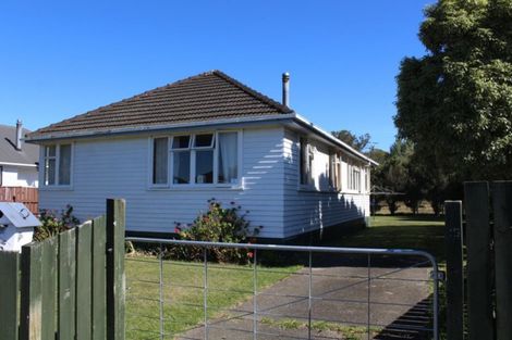 Photo of property in 15 Redfern Street, Dannevirke, 4930