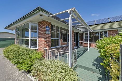 Photo of property in 33 Banks Avenue, Dallington, Christchurch, 8061