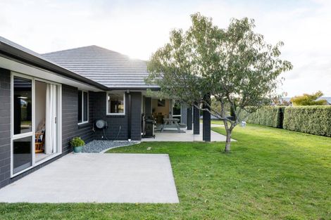 Photo of property in 45 Plescher Crescent, Leamington, Cambridge, 3432