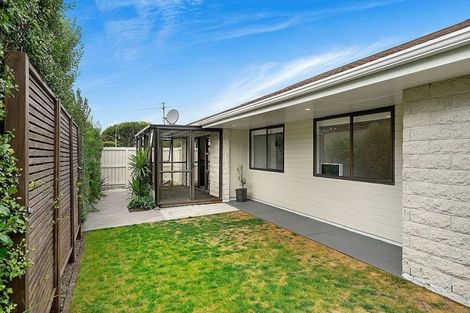 Photo of property in 1/7 Ringwood Place, Avonhead, Christchurch, 8042