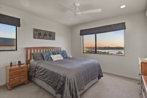 Photo of property in 29 Downing Place, Welcome Bay, Tauranga, 3112