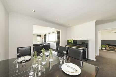 Photo of property in 34 Churchill Avenue, Hokowhitu, Palmerston North, 4410