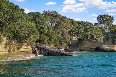 Photo of property in 21 Fishermans Cove, Army Bay, Whangaparaoa, 0930