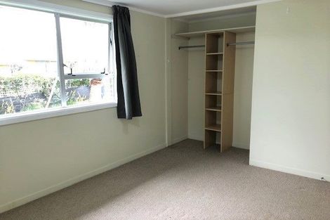 Photo of property in 5 Larch Grove, Paraparaumu, 5032