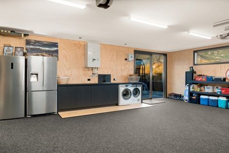 Photo of property in 10 Glenelg Lane, Jacks Point, 9371