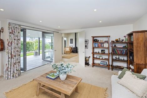 Photo of property in 11 Stonewall Place, Huntsbury, Christchurch, 8022