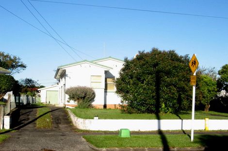Photo of property in 3 Gloucester Road, Manurewa, Auckland, 2102