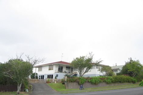 Photo of property in 30 Riverhills Avenue, Pakuranga Heights, Auckland, 2010