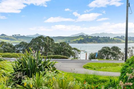 Photo of property in 70 Raurimu Avenue, Onerahi, Whangarei, 0110