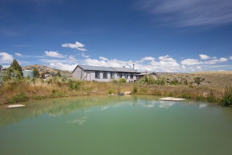 Photo of property in 102 Ruffell Road, Tarras, Cromwell, 9383