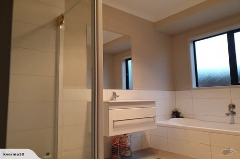 Photo of property in 13 Lieshout Way, Pukekohe, 2120