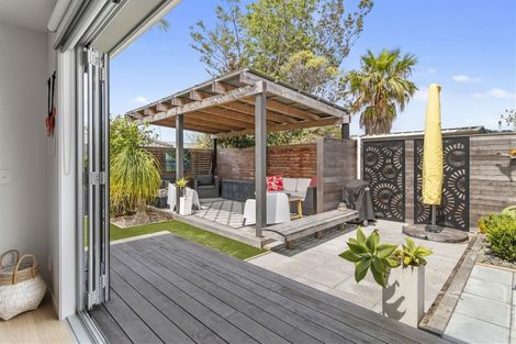 Photo of property in 127 Williamson Road, Whangamata, 3620