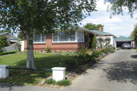 Photo of property in 27 Glenmore Avenue, Casebrook, Christchurch, 8051