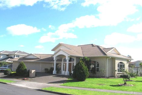 Photo of property in 7 Sandalwood Place, Somerville, Auckland, 2014