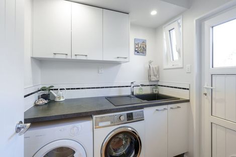 Photo of property in 5 Lodge Place, Ilam, Christchurch, 8041