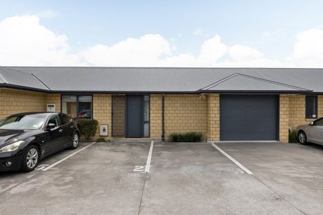 Photo of property in 2/21 Fifth Avenue, Enderley, Hamilton, 3214