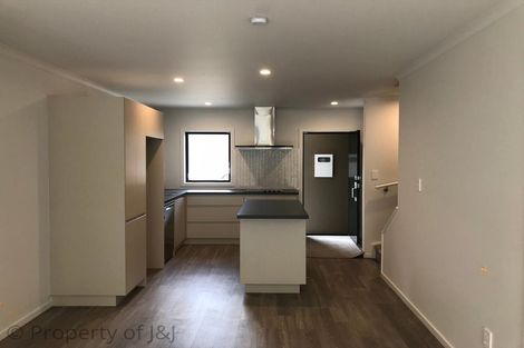 Photo of property in 14/9 Surrey Street, Tawa, Wellington, 5028