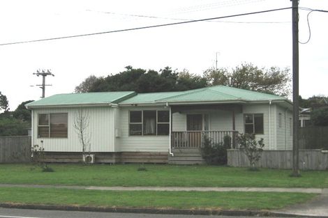 Photo of property in 1b Winara Avenue, Waikanae, 5036
