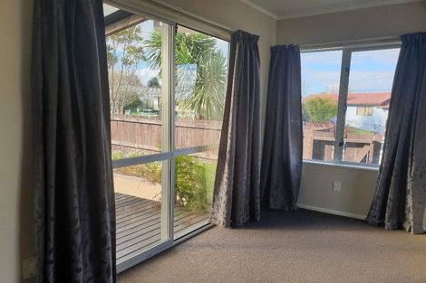 Photo of property in 64 Young Street, Morrinsville, 3300