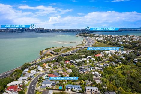 Photo of property in 1/50 Sylvan Avenue, Northcote, Auckland, 0627