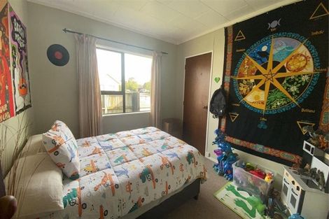 Photo of property in 3 Atarau Grove, Paraparaumu, 5032