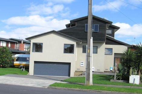 Photo of property in 7 Hattaway Avenue, Bucklands Beach, Auckland, 2012