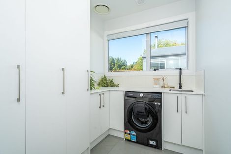 Photo of property in 274 Riverlaw Terrace, Saint Martins, Christchurch, 8022