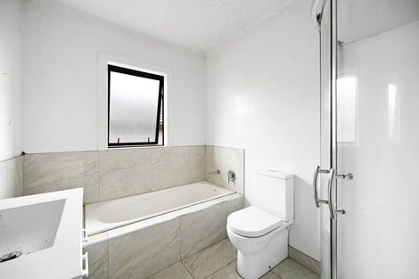 Photo of property in 281 Cambridge Road, Hillcrest, Hamilton, 3216