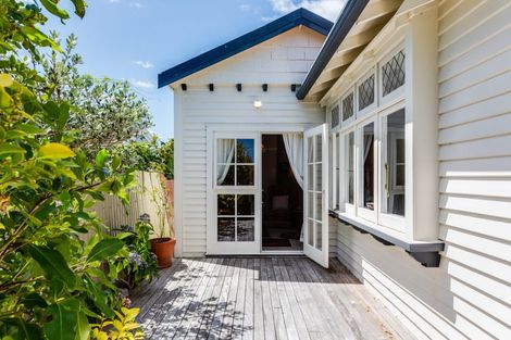 Photo of property in 20 Colin Grove, Hutt Central, Lower Hutt, 5010