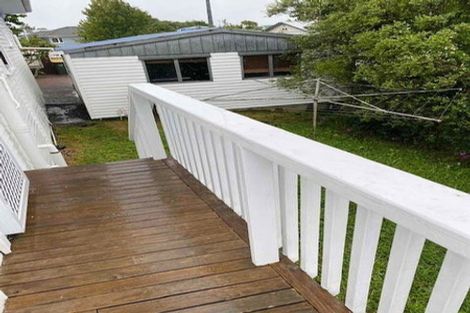 Photo of property in 1072 Great North Road, Point Chevalier, Auckland, 1022