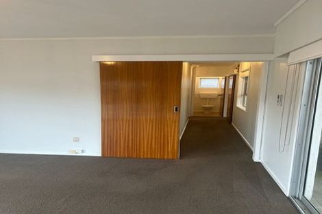 Photo of property in 40 Tiraumea Drive, Pakuranga, Auckland, 2010