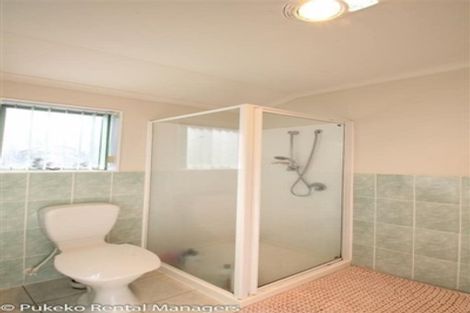 Photo of property in 2 Eloise Place, Clendon Park, Auckland, 2103