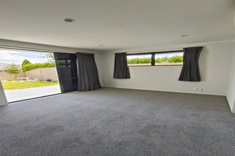 Photo of property in 10 Amner Place, Havelock North, 4130