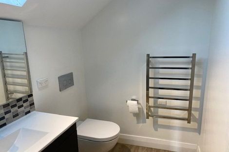 Photo of property in 94 Mays Road, St Albans, Christchurch, 8052