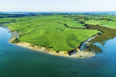 Photo of property in 102 Aulyn Drive, Karaka, Papakura, 2580