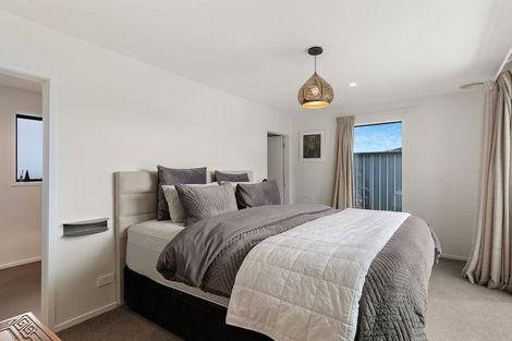 Photo of property in 13 Wheat Street, Jacks Point, Queenstown, 9371