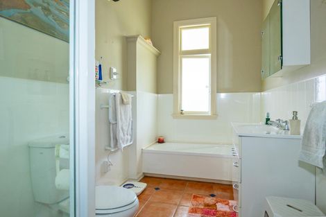 Photo of property in 4 George Street, Geraldine, 7930