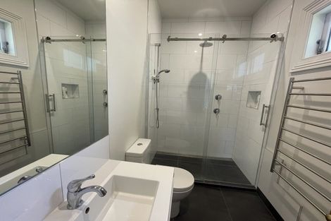 Photo of property in Inverey, 6 Maire Street, Eastbourne, Lower Hutt, 5013