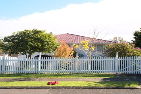 Photo of property in 9 Walden Place, Mangere East, Auckland, 2024