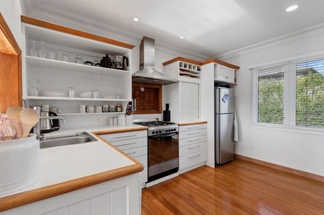 Photo of property in 55a Oceanview Road, Mount Maunganui, 3116