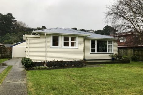 Photo of property in 83 Oxford Street, Tawa, Wellington, 5028