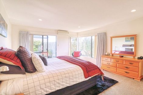 Photo of property in 28b James Cook Drive, Whitby, Porirua, 5024
