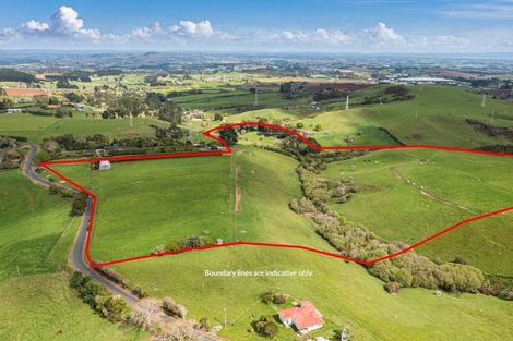 Photo of property in 71 Puketutu Road, Bombay, 2472