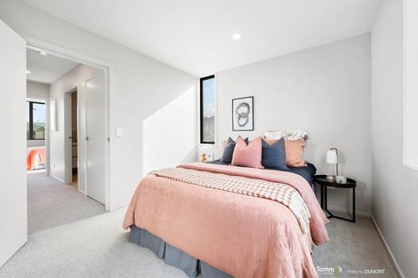 Photo of property in 10-12 Utauta Street, Waikanae, 5036
