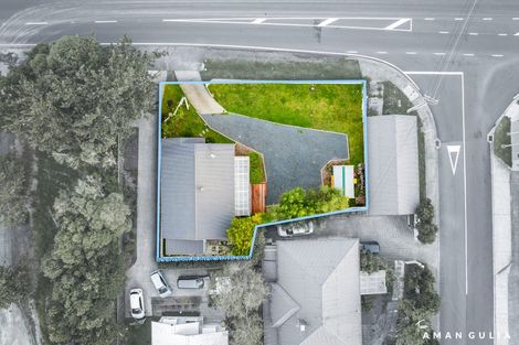 Photo of property in 221 Henderson Valley Road, Henderson, Auckland, 0612