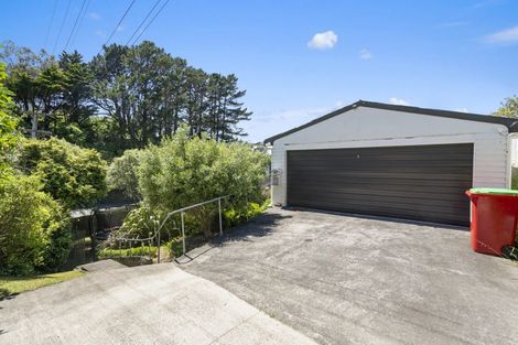 Photo of property in 73 Ironside Road, Johnsonville, Wellington, 6037