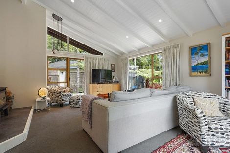 Photo of property in 16 Langstone Place, Chatswood, Auckland, 0626